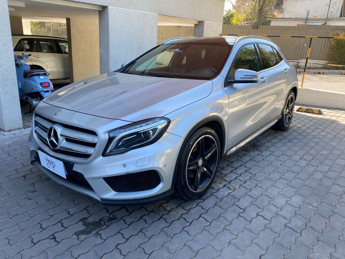 Mercedes Benz Gla 220