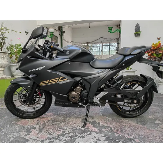 Gixxer Sf 2021 Todo Pagado Estética De 9 Único Dueño