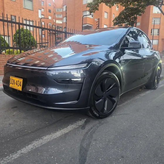 Tesla Model Y 2026 0.0 Rwd