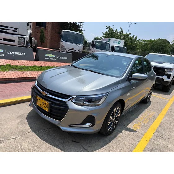 Chevrolet Onix 1.0t Premier Hatch At