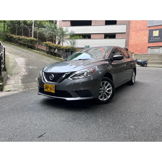 Nissan Sentra 1.8 B17 Fl Sense