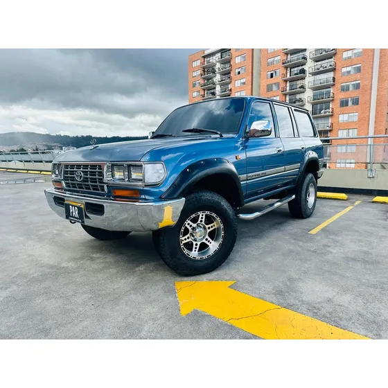 Toyota Land Cruiser 4.5 Fzj75