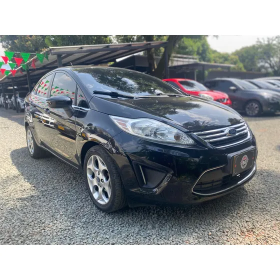 Ford Fiesta 1.6 Sportback Se Mecánica