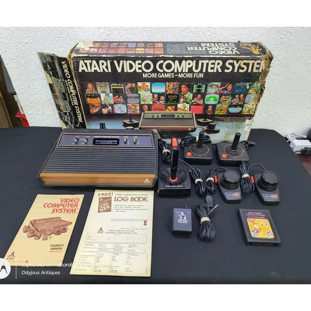 Atari 2600 Video Computer System Cx2600a Año 1980 En Caja Negro