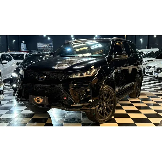 Toyota Hilux Sw4 2.8 Tdi Gr-s 4x4 7as 6at