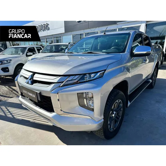 Mitsubishi L200 Sportero Dc 4x4 At Diesel