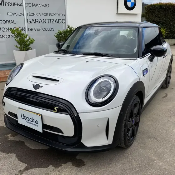 Mini Cooper Se 2024 0.0 Iconic At