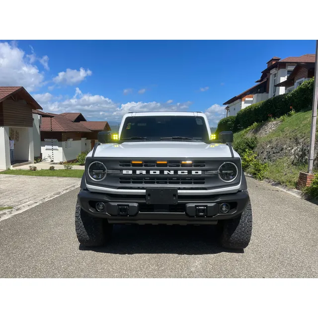 Ford Bronco Black Daimond Arb