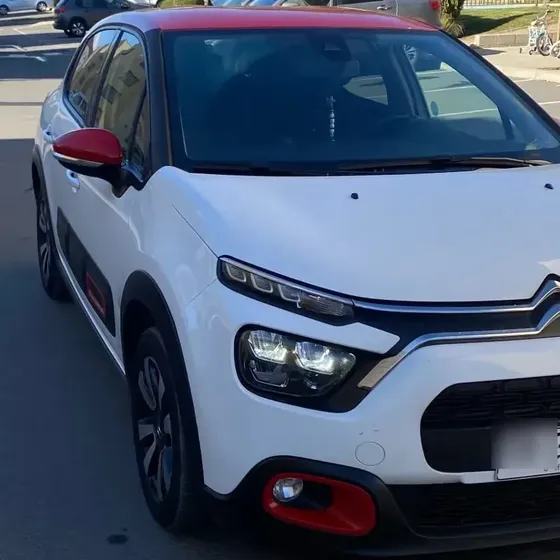 Citroën C3 2024 1.5 Aircross Bluehdi 100 S&s Live Mt Diesel 2024 usado en Viña del Mar
