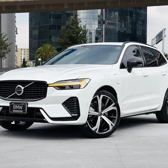 Volvo Xc60 2023 5p Recharge Ultimate Dark Phev T8 L4/2.0/t Aut