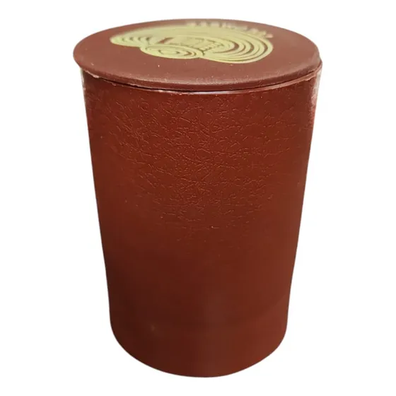 Cacho Yahtzee Juego De Mesa 6 Tatucos  Paño + 30 Dados Poker