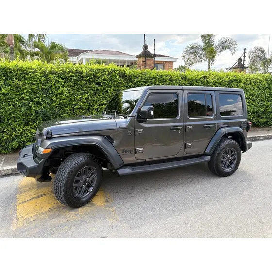 Jeep Wrangler 2.0 Sport Awd