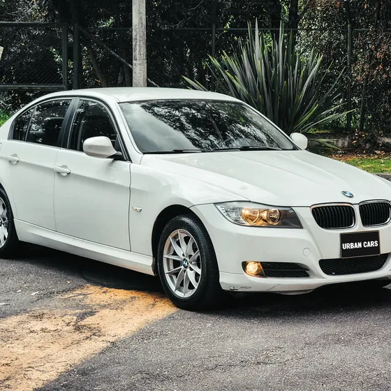 BMW Serie 3 2010 2.0 320i E90 Lci