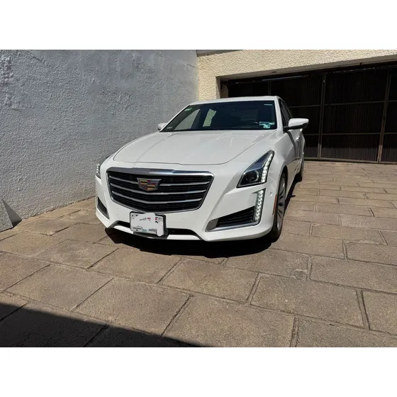Cadillac Cts 3.6 Luxury Sedán V6 T At