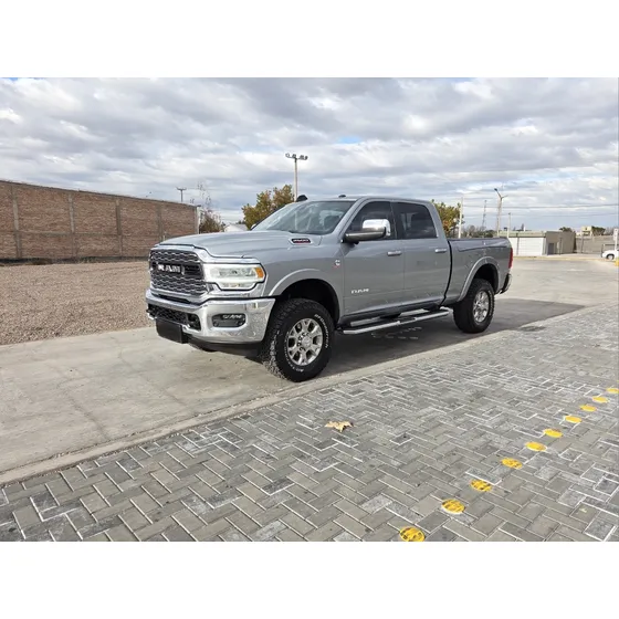 Ram 2500 6.7 Laramie I Atx 350cv 4x4