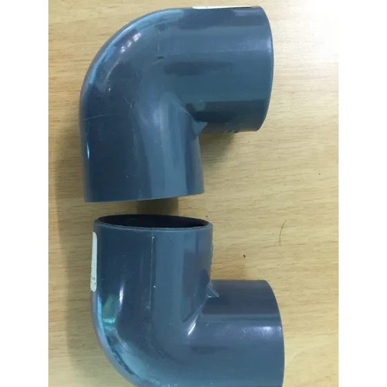 Codo Pvc 1-1/2 PLG X 90 Sch 40 Presión A. Fría Implasvenca