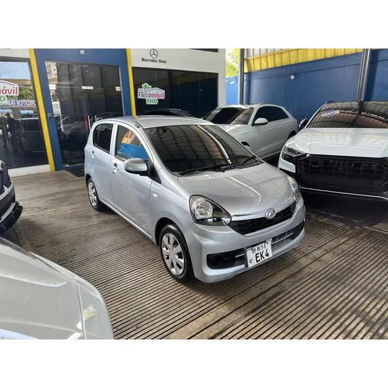 Daihatsu Mira J