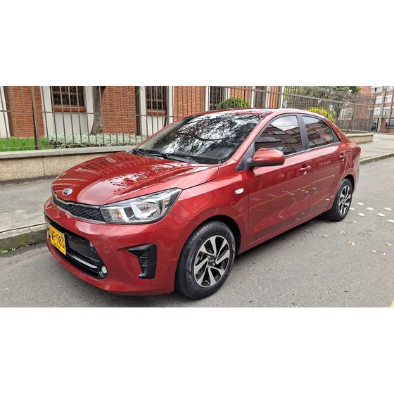 Kia Soluto 1.4l Lx 5mt Ac