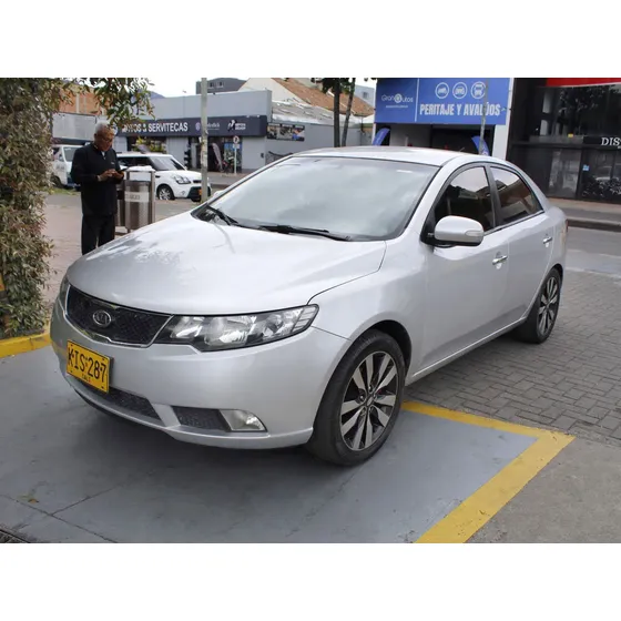 Kia Cerato Forte 2011 1.6 Sx