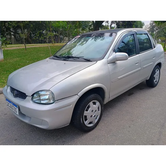 Chevrolet Corsa Sedan 1.0 Super Milenium 4p