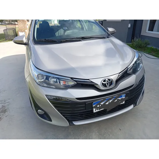 Toyota Yaris 1.5 107cv Xls Pack Cvt Sedan