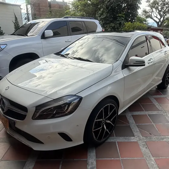Mercedes-Benz Clase C 2016 1.6