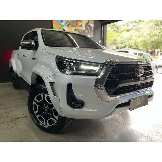 Toyota Hilux Hilux Cd Srx 4x4 2.8 Tdi 16v Diesel Aut.