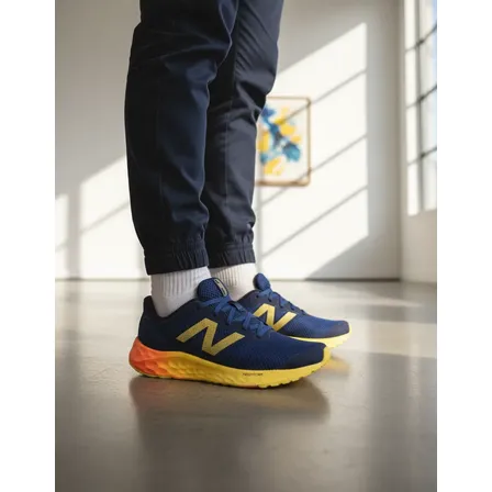 Tênis Infantil Fresh Foam Arishi V4 New Balance Azul-marinho Lisa 33 Br