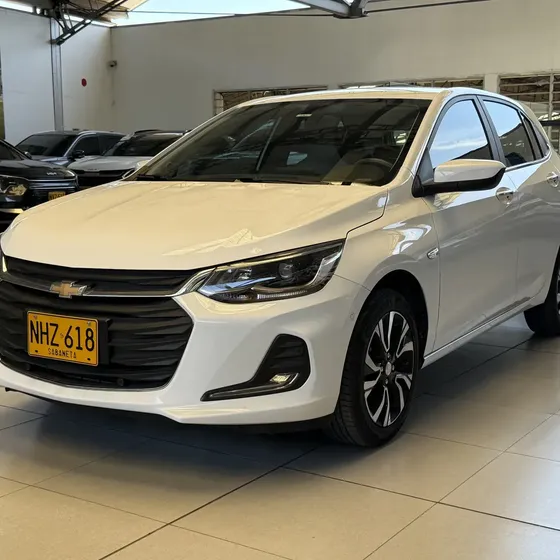 Chevrolet Onix 2025 1.0t Premier Hatch At