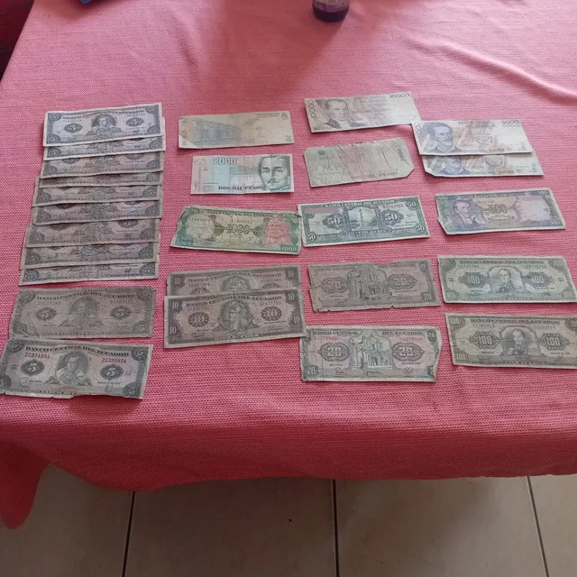Billete Coleccionable 5,10,20,50,100,500,1000 Sucres Ecuador