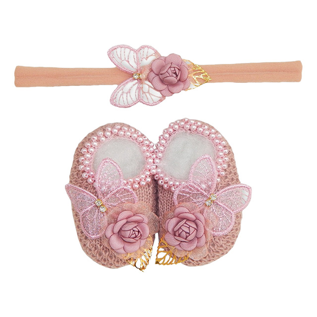 Sapatinho Tricô Butterfly Estilo Pantufa Bebê Sapatinho Tricô Butterfly Estilo Pantufa Bebê
