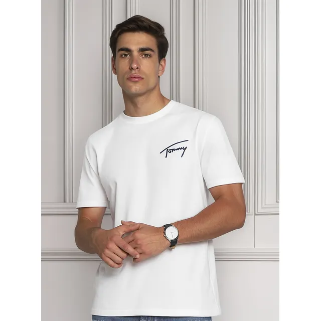 Camiseta Tommy Jeans Masculina Embroidered Signature Branca