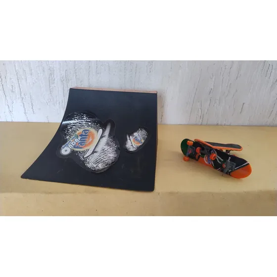 Rampa Y Patinetas Vintage Promo D2 Onda Fanta