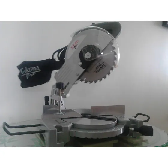 Sierra Ingleteadora Takima Serie Tkpms-10