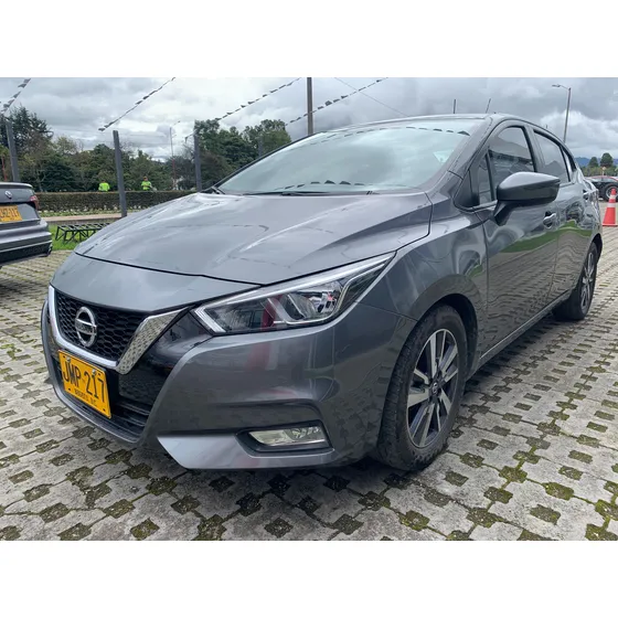 Nissan Versa 1.6 Advance