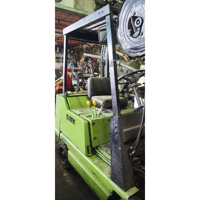 Montacargas Clark Gcs25 2.5ton A Gasolina Año 92 Usado