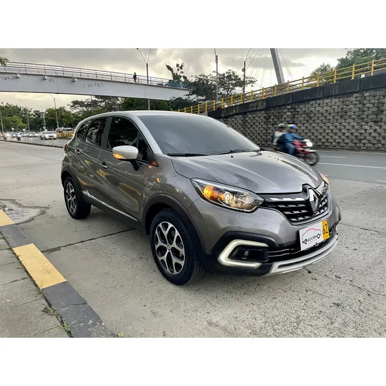 Renault Captur 1.3t Intens Cvt