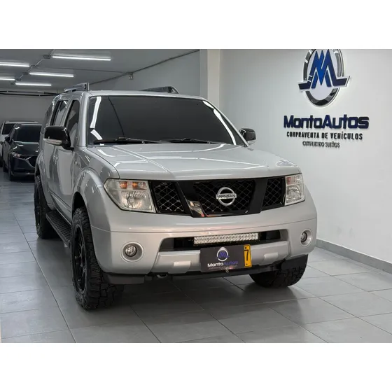 Nissan Pathfinder 4.0 R51 Le Premium