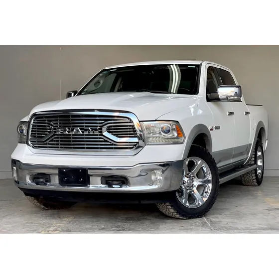 Dodge Ram 2500 5.7 Pickup Crew Cab Laramie 4x4 Mt