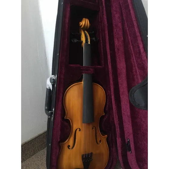 Viola 3/4 Marca Kreiser + Estuche