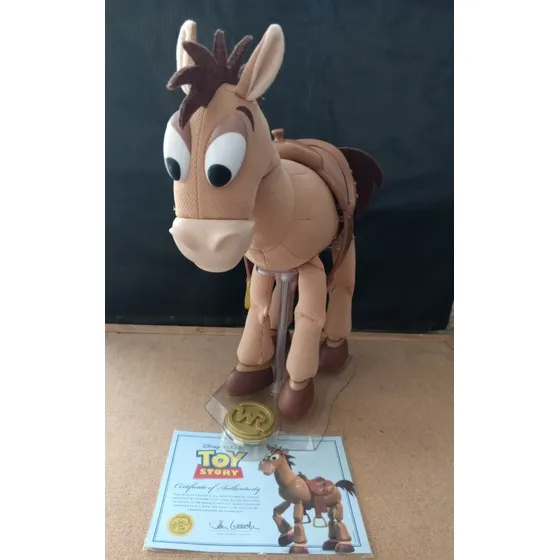 Figura Coleccionable Tiro Al Blanco Original Disney 