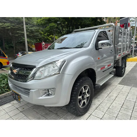 Chevrolet D-max 2.5 4x4 Estacas