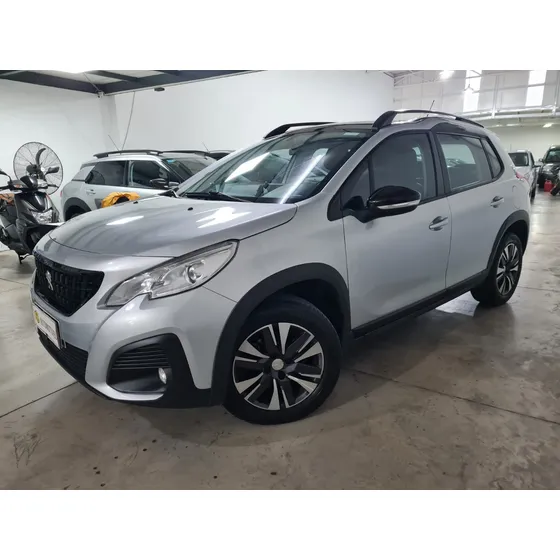 Peugeot 2008 1.6 Feline