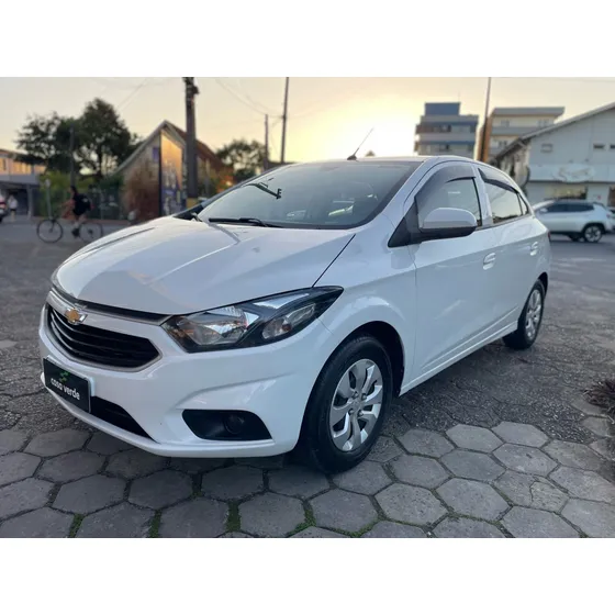 Chevrolet Onix 1.0 Mpfi Lt 8v Flex 4p Manual