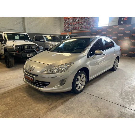 Peugeot 408 2.0 Allure Plus 143cv