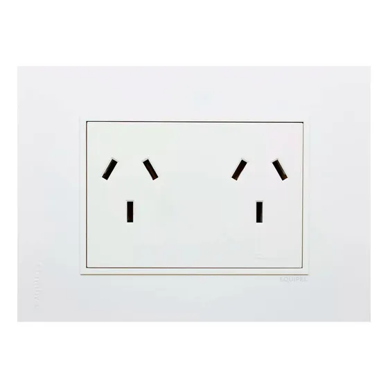 Toma Doble Combinado Cambre Bauhaus C/tapa Y Bastidor Blanco