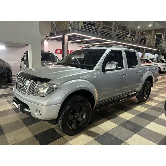 Nissan Frontier 2.5 Le Cab Doble 4x4