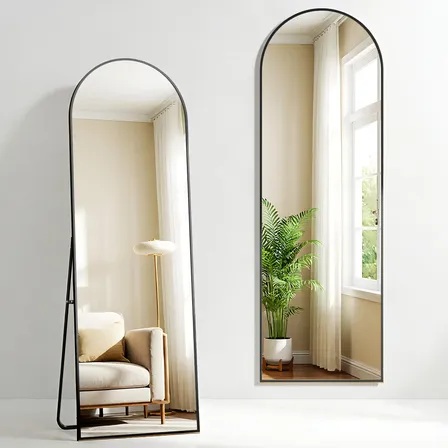 Espelho Arco Oval Corpo Inteiro 162x52 Moldura Dourada Chão Preto