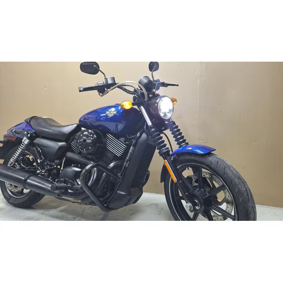 Harley Davidson 750 Street