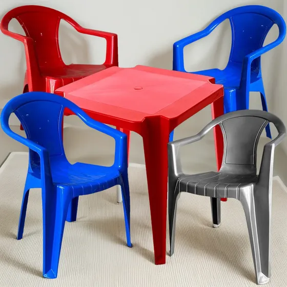 Conjunto De Mesa 4 Cadeiras De Plástico Nápoli Cor Sortida